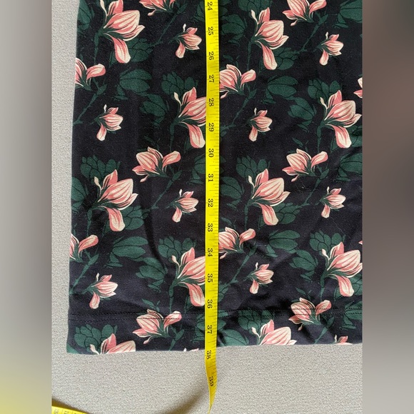 Four Funky Flavours Fitted Magnolia Dress - Picture 10 of 14